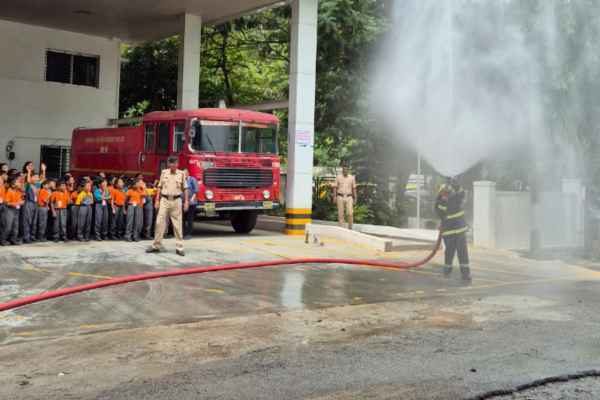 Grade 2 Field Trip to fire station