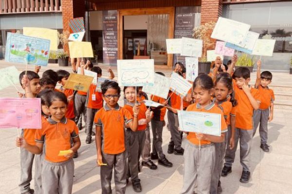 SKG students environment walk